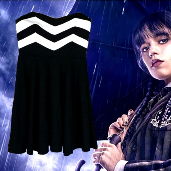 NEW! Hot Topic Strapless Dress, Black & White Chevron Accent, Size S - Picture 5 of 5